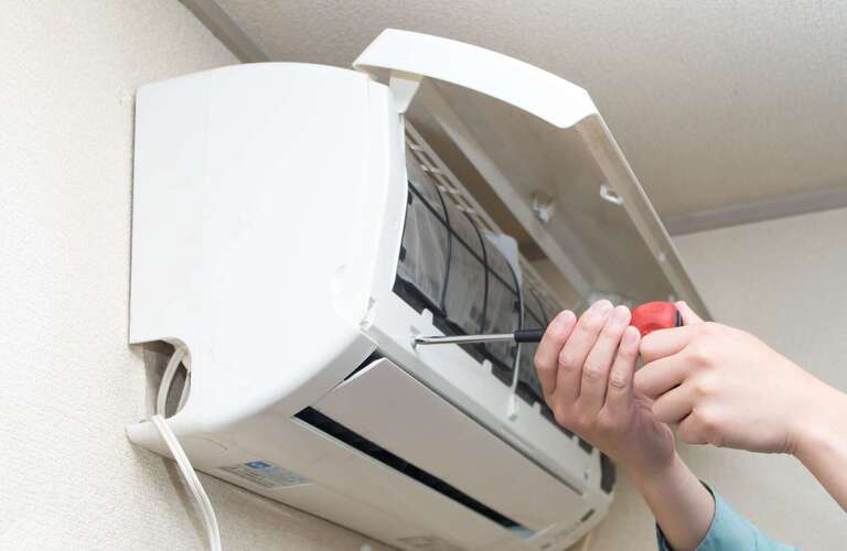 一年中使用するエアコンの交換や取り付けにいつでも対応 | 群馬県で電気工事なら高品質なサービスの光陽株式会社